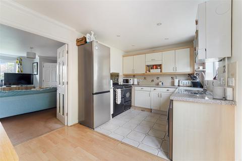 24 Manor Crescent, Epsom, KT19 7EF
