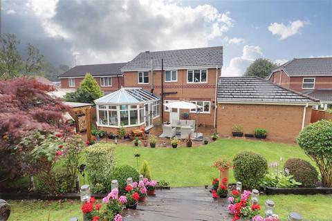 4 bedroom detached house for sale, Maple Grove, Hessle