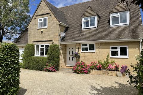 4 bedroom detached house for sale, Roman Way, Bourton-on-the-Water