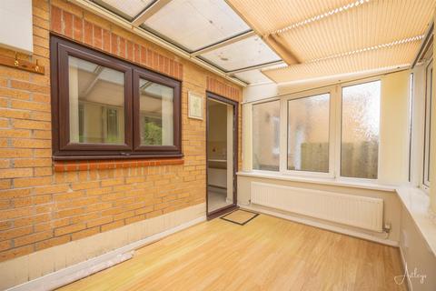 23 Clos Cilsaig, Dafen, Llanelli, SA14 8QY