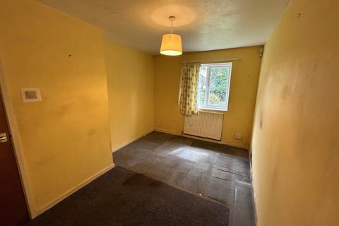 2 bedroom bungalow for sale, Parr Close, Leatherhead, Surrey, KT22