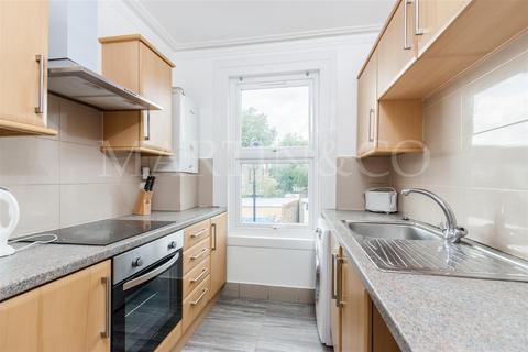 2 bedroom flat to rent, Westminster Road, Hanwell, W7