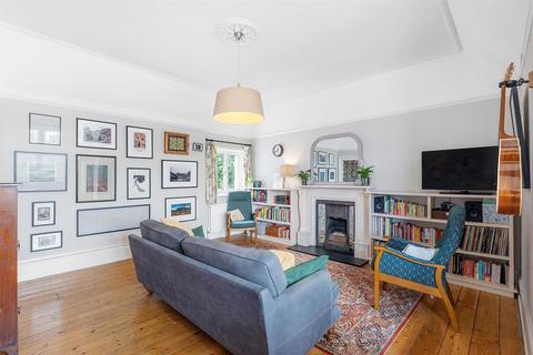 2 bedroom flat for sale, Palace Road, London SW2