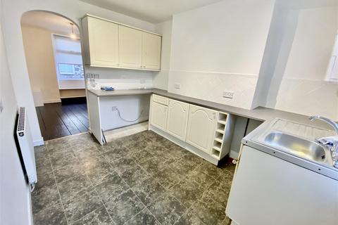 3 bedroom terraced house for sale, New Street, Pwllheli