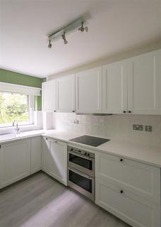 2 bedroom flat for sale, Erskine Court, Lindisfarne Close, Jesmond, Newcastle upon Tyne