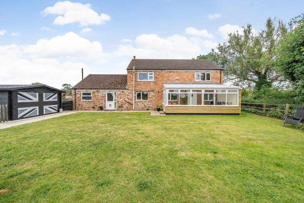 2nd view PROPERTY REAR.jpg