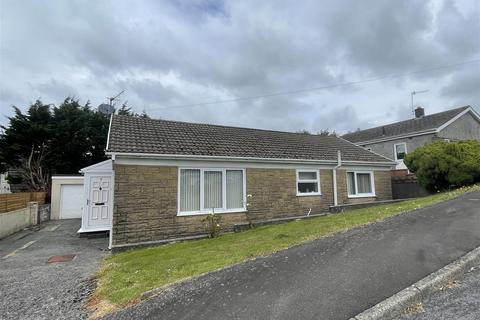 3 bedroom detached bungalow for sale, Hilltop, Swiss Valley, Llanelli