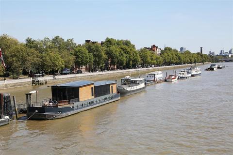 Houseboat for sale, Cadogan Pier, Chelsea, SW3