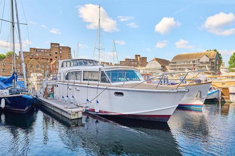 2 bedroom houseboat for sale, St Katharine Docks, Wapping, E1W