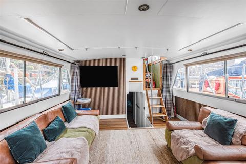 2 bedroom houseboat for sale, St Katharine Docks, Wapping, E1W