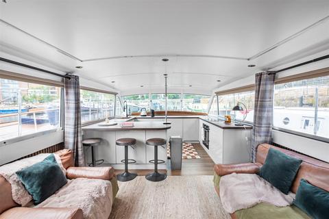 2 bedroom houseboat for sale, St. Katharine Docks, Wapping, E1W