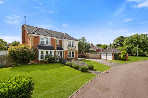 4 bedroom detached house for sale, Teal Close, Higham Ferrers NN10