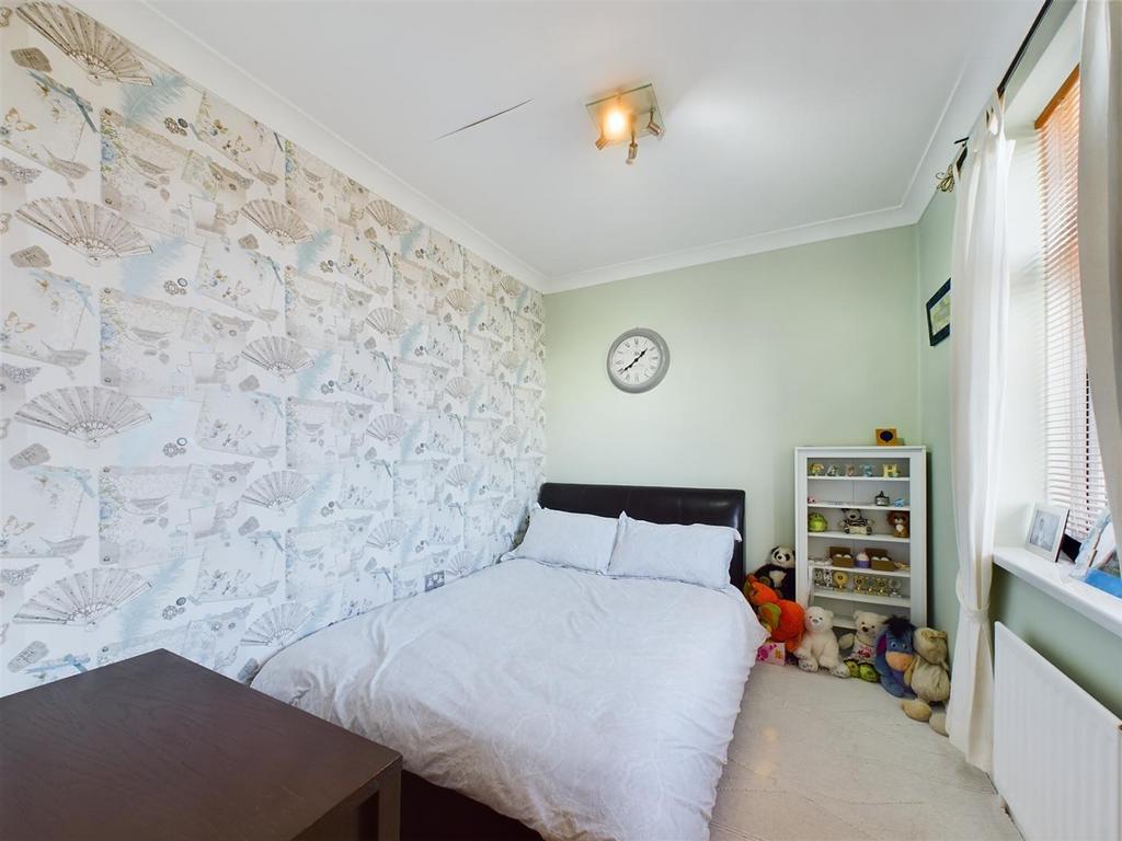 BED 2.jpg