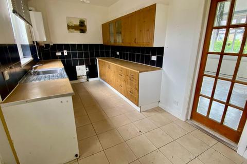 3 bedroom end of terrace house for sale, Farfield Road, Almondbury