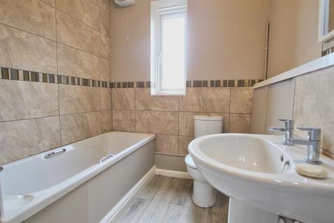 16 Bishops Croft, Beverley, HU17 8JY