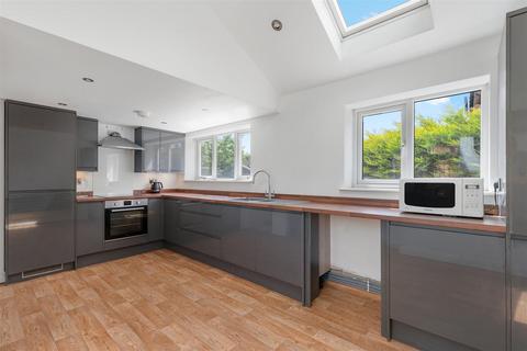 9 Rombalds View, Otley, LS21 2DR