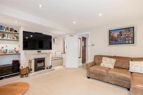 undefined, Inverlea Court, Mickleton