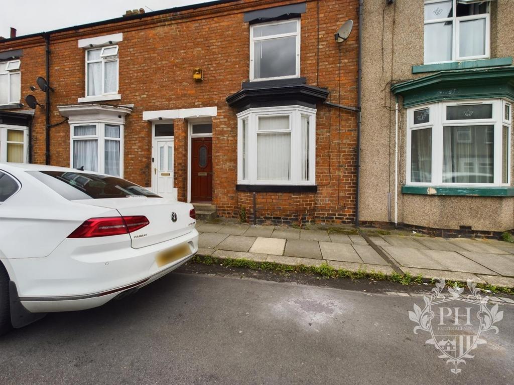 CAM01415 G0-PR0366-STILL011.jpg