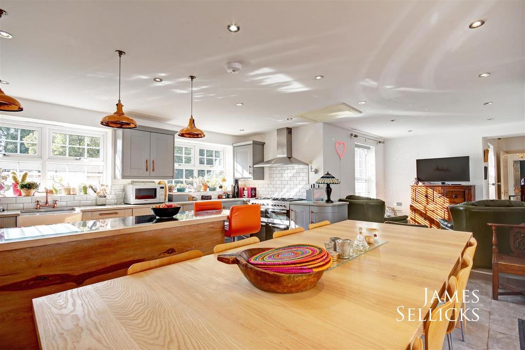 Open plan living dining kitchen