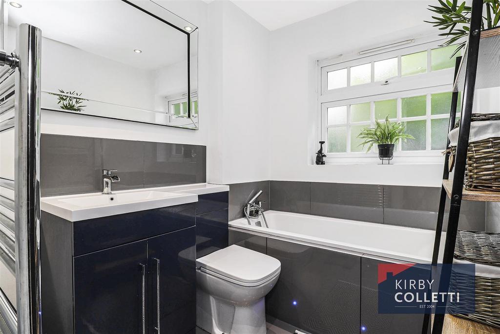 Family bathroom