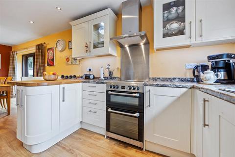 4 bedroom detached house for sale, Spinney Rise, Denford NN14