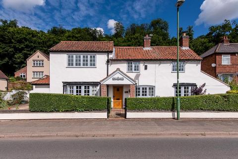 3 bedroom cottage for sale, Main Street, Burton Joyce, Nottingham