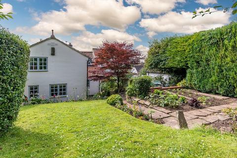 3 bedroom cottage for sale, Main Street, Burton Joyce, Nottingham