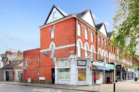 1 bedroom flat for sale, 24 The Avenue, West Ealing