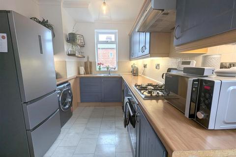 3 bedroom semi-detached house for sale, Willow Road, Darlington
