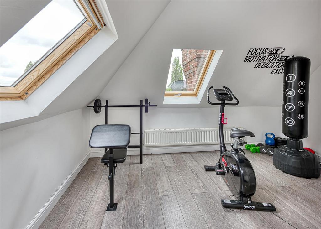 34 Highlands Road-gym.jpg