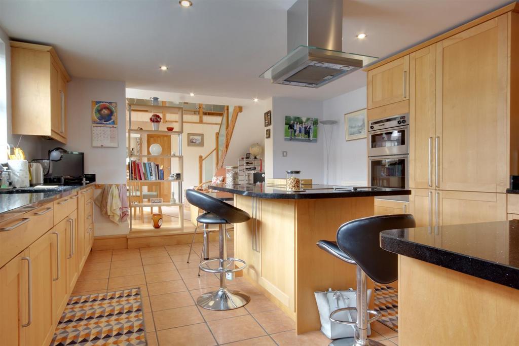 Img 1683-img 1685.jpg