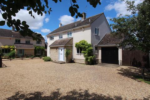 5 bedroom detached house to rent, Waterside, Ryhall