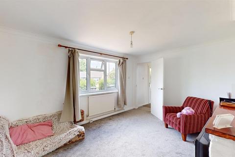 3 bedroom end of terrace house to rent, The Crescent, Stamford