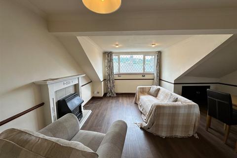 2 bedroom apartment to rent, Albert Road, Sowerby Bridge