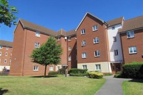 2 bedroom flat to rent, Hevingham Drive, Romford, Essex, RM6 4UA