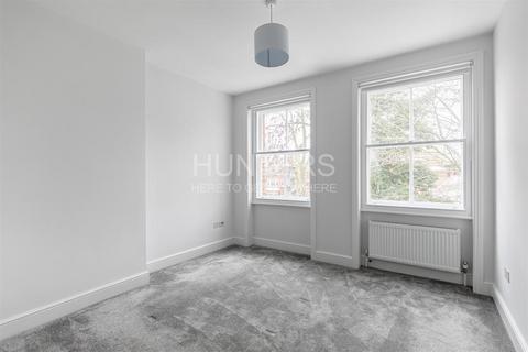 2 bedroom flat to rent, Fellows Road, London, NW3