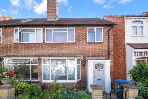 8 Grayham Road, New Malden, KT3 5HR