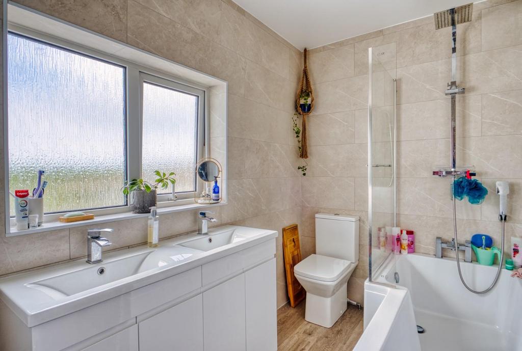 21 Claherham road - Mark Templer - Real estate pho