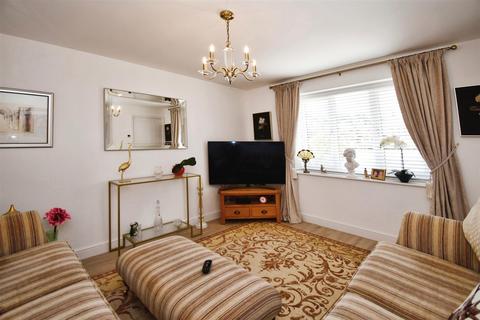 4 Bramble Close, Willerby, Hull, HU10 6FU