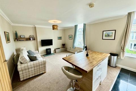 1 bedroom flat for sale, Westbourne Grove, Scarborough