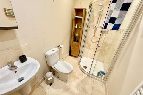 1 bedroom flat for sale, Westbourne Grove, Scarborough