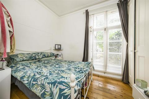 1 bedroom maisonette for sale, Woodlands Road, Isleworth