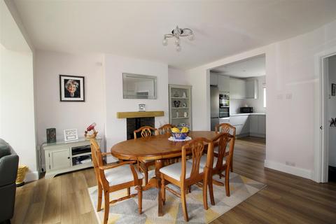 21 Dormer Close, Barnet, EN5 2QW