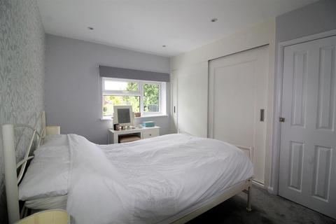 21 Dormer Close, Barnet, EN5 2QW