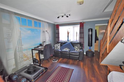 2 bedroom end of terrace house for sale, Beverley Gardens, Bicester