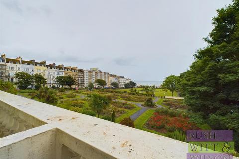 2 bedroom flat for sale, Terrace Road, St. Leonards-On-Sea