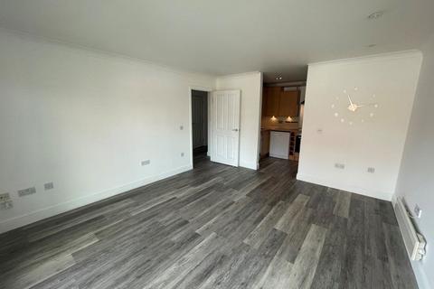 2 bedroom flat to rent, John Street