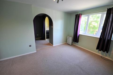 Studio to rent, Southwold Road, Watford WD24
