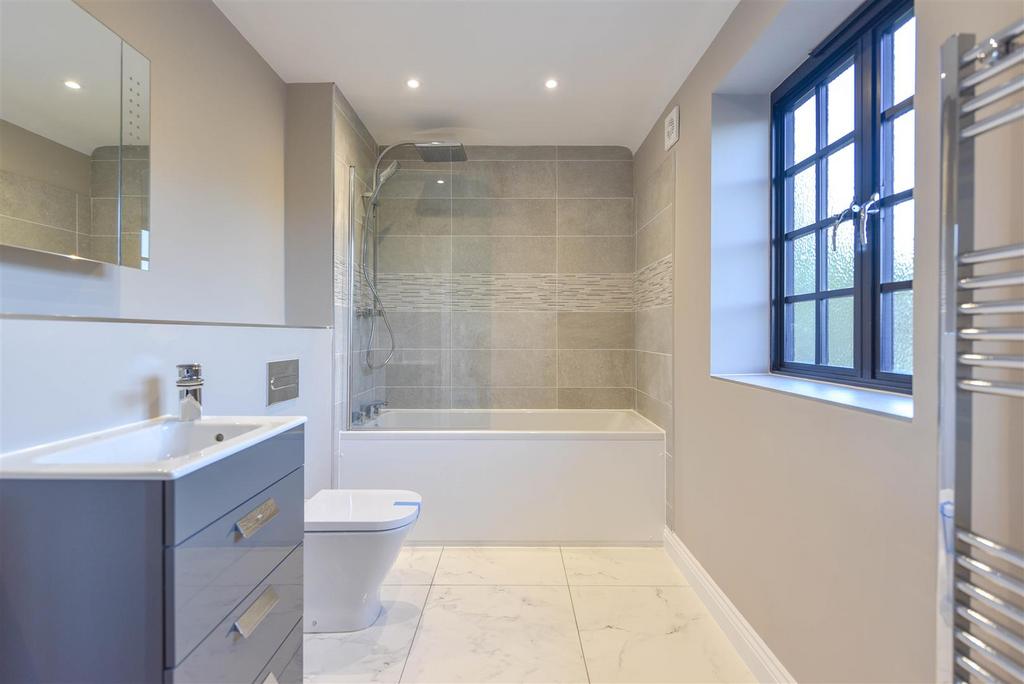 Bathroom ensuite