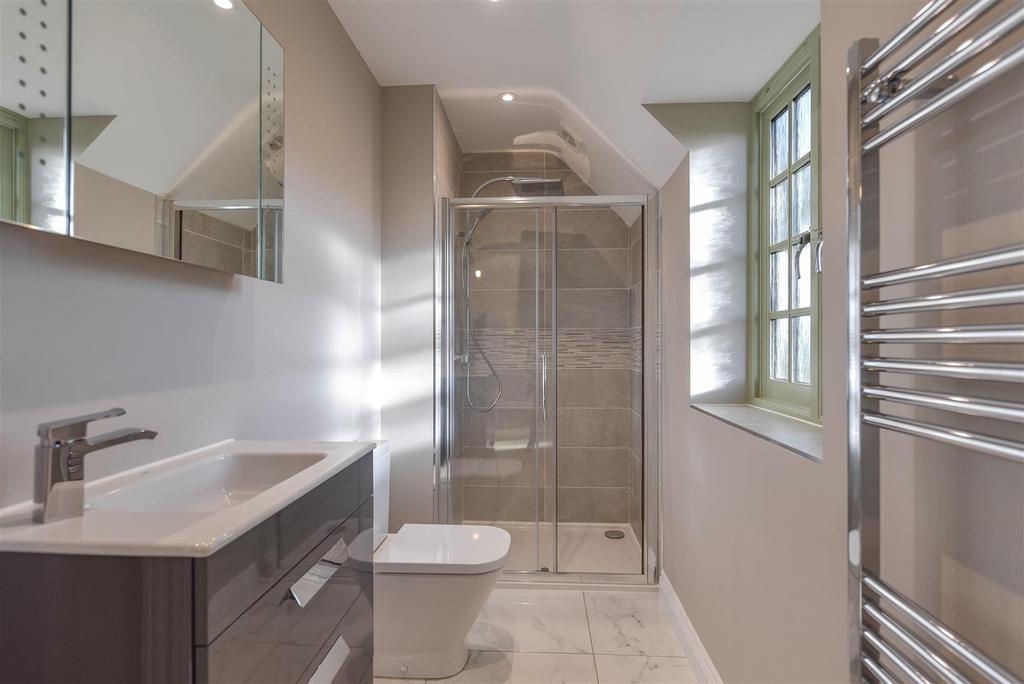 Shower room ensuite